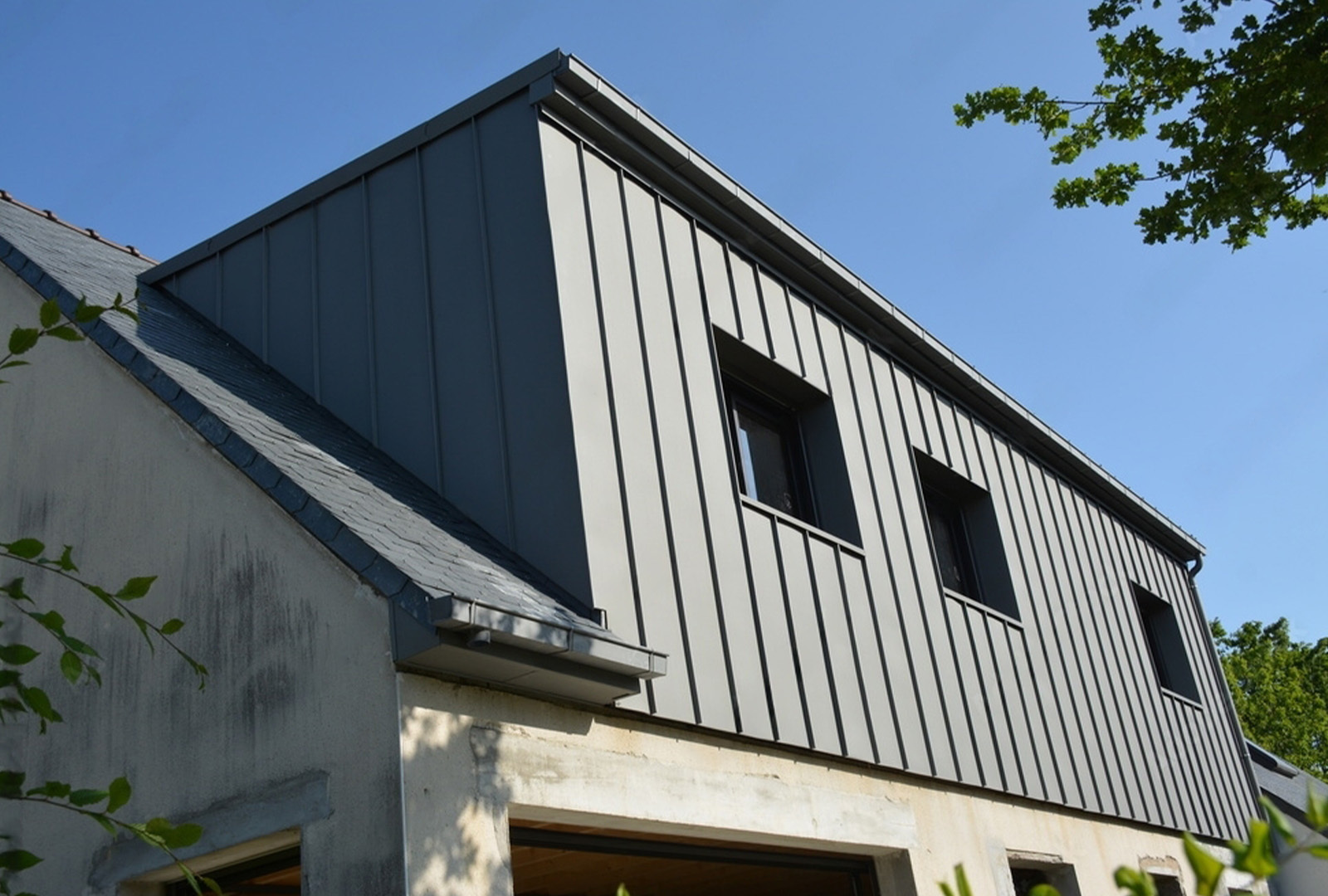 Surélévation de Maison pour un Agrandissement Sûr et Durable à RENNES